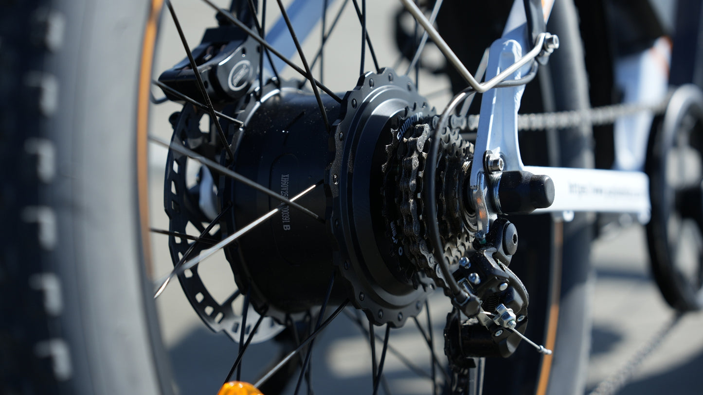 PUJH PU2-52V25AH- Full Suspension Fat Tire E-bike, 55 mph top speed, 100 mile range, 3000 Wh, 38 kg, 26 in - Black.