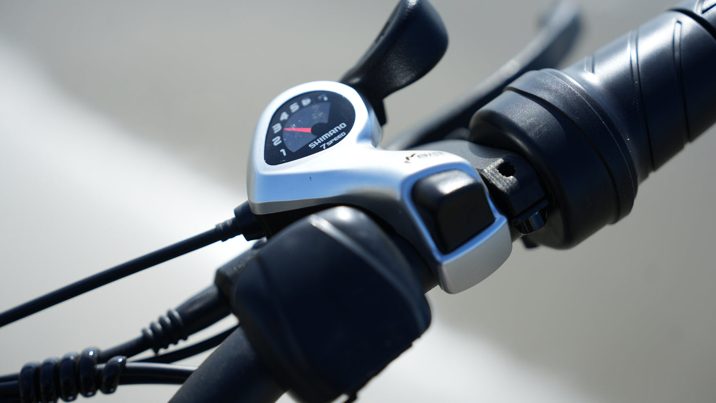 PUJH PU2-52V25AH- Full Suspension Fat Tire E-bike, 55 mph top speed, 100 mile range, 3000 Wh, 38 kg, 26 in - Black.